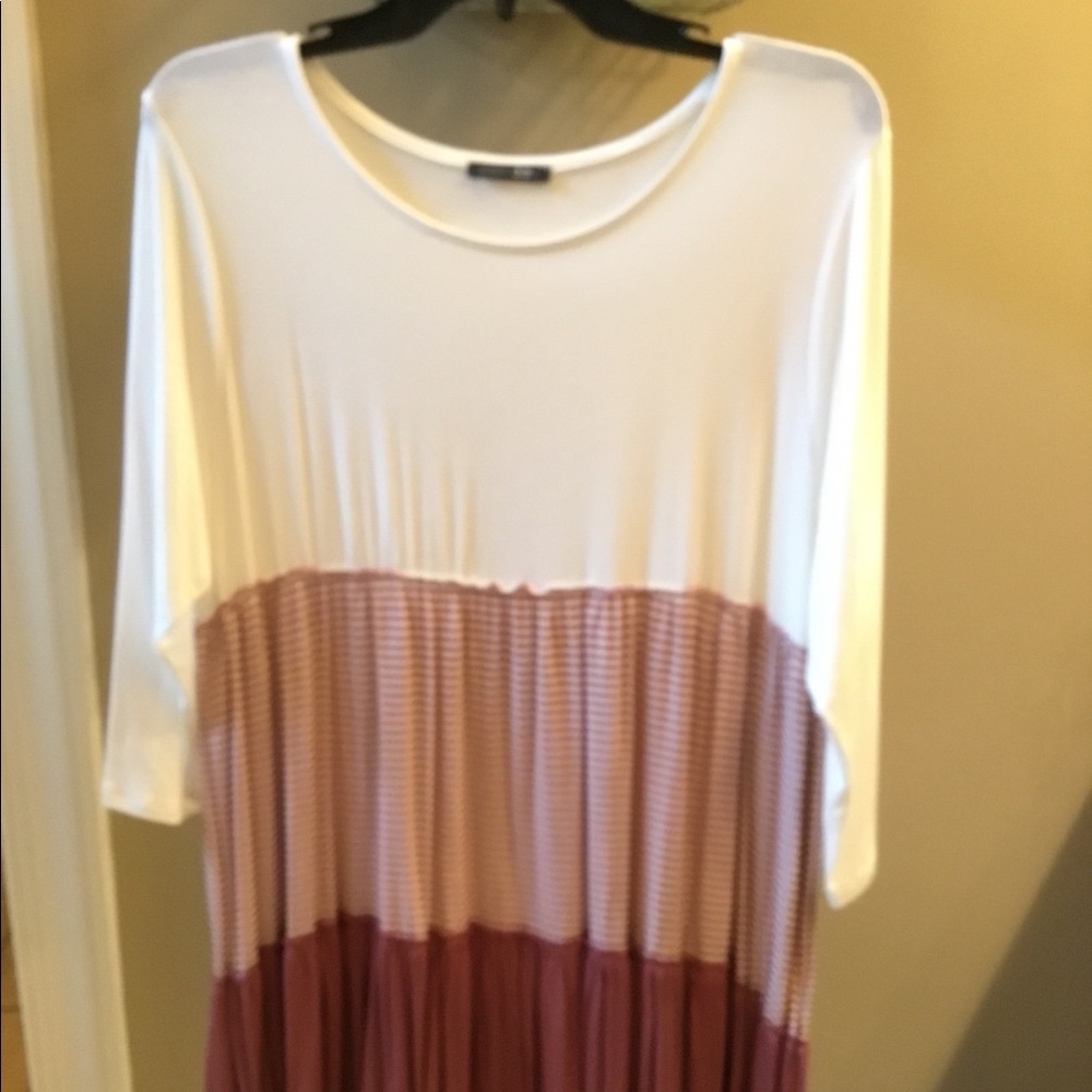 🌸 NWT Babydoll Midi Dress🌷